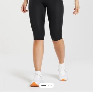 Women's gymshark Black cropped Leggings